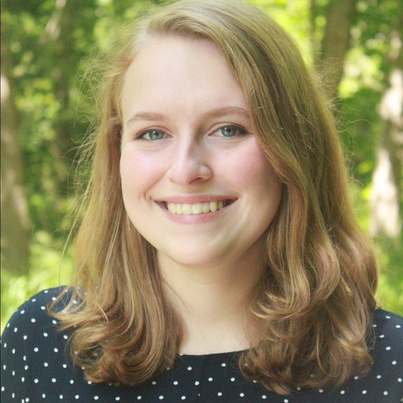 Meet your Posher - Picture 1 of 5